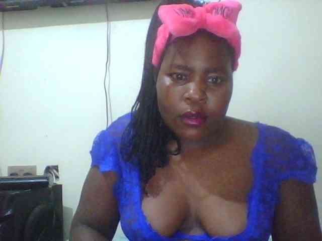 Royalsexy webcam