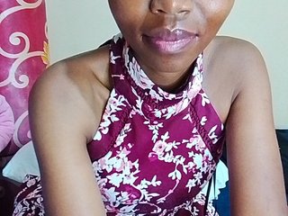 PrettyDoll3's Live Webcam