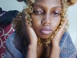 PrettyDoll3's Live Webcam