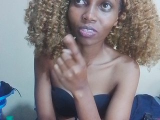 PrettyDoll3's Live Webcam