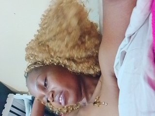 PrettyDoll3's Live Webcam
