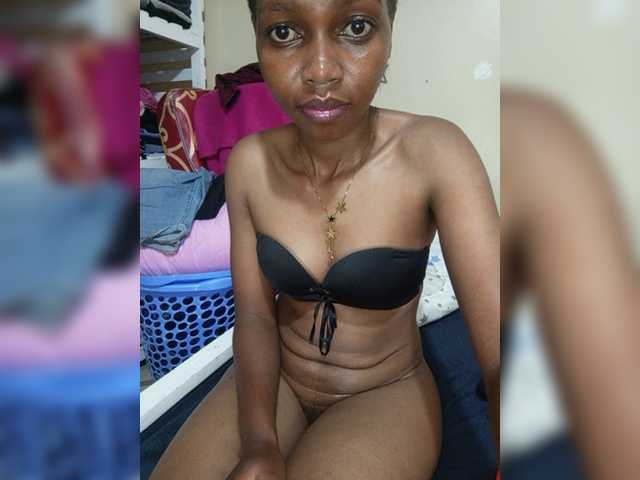 PrettyDoll3 live cam on BongaCams
