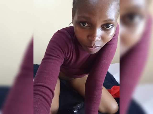 PrettyDoll3 live cam on BongaCams