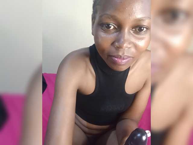 PrettyDoll3 live cam on BongaCams