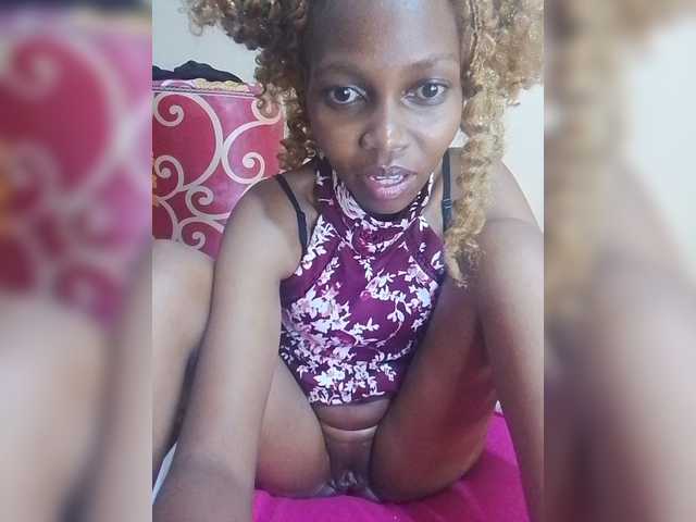 PrettyDoll3 live cam on BongaCams