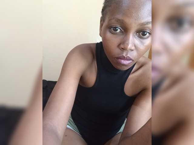 PrettyDoll3 live cam on BongaCams