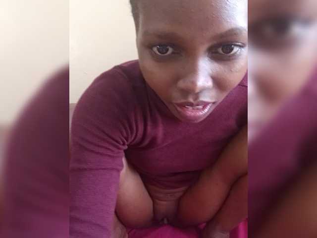 PrettyDoll3 live cam on BongaCams