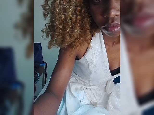 PrettyDoll3 live cam on BongaCams