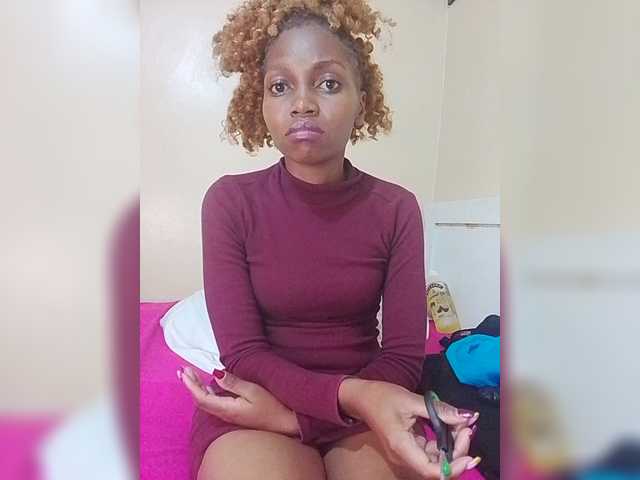 PrettyDoll3 live cam on BongaCams