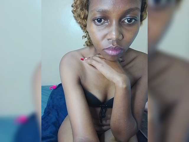 PrettyDoll3 live cam on BongaCams