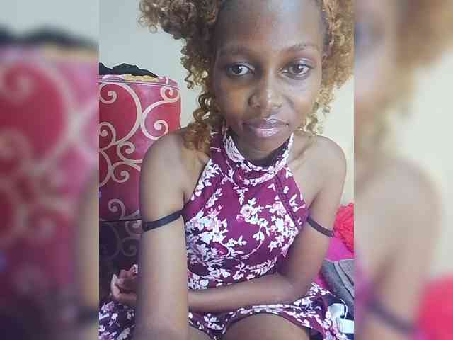 PrettyDoll3 webcam