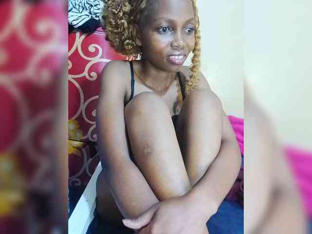 PrettyDoll3 webcam
