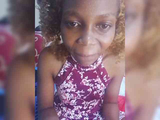 PrettyDoll3 webcam