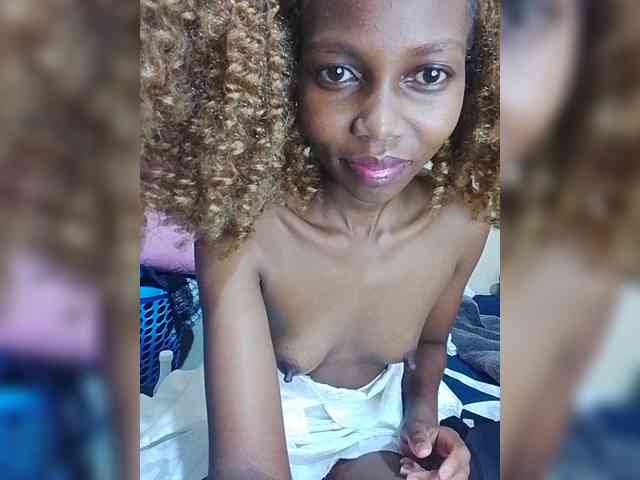 PrettyDoll3 Live Webcam on BongaCams