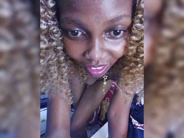 PrettyDoll3 Live Webcam on BongaCams