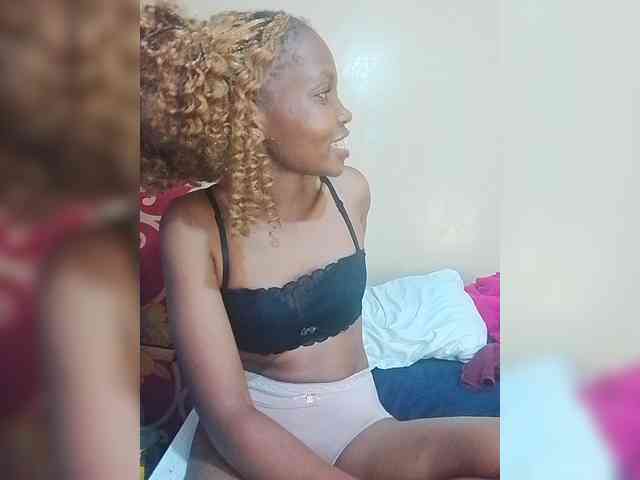 PrettyDoll3 webcam