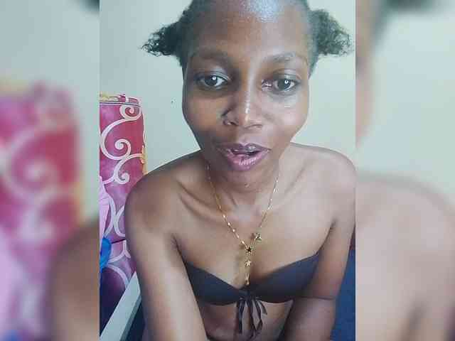 PrettyDoll3 webcam