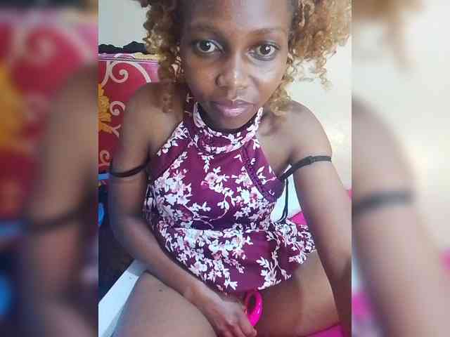 PrettyDoll3 webcam
