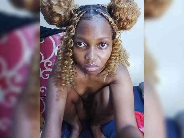 PrettyDoll3 webcam