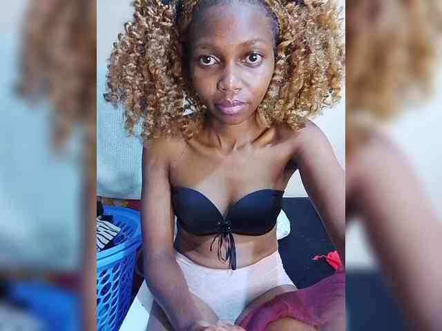 PrettyDoll3 webcam