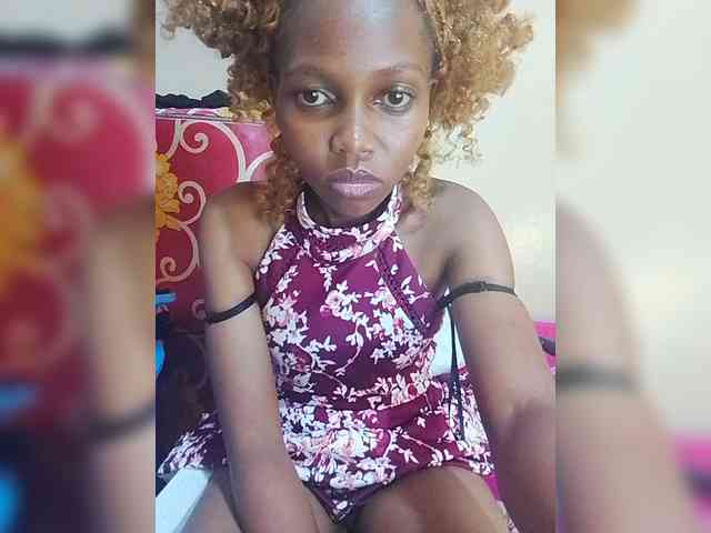 PrettyDoll3 webcam