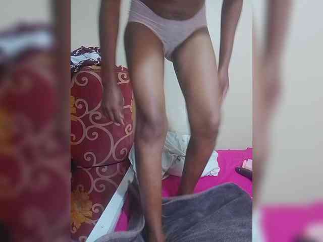 PrettyDoll3 webcam