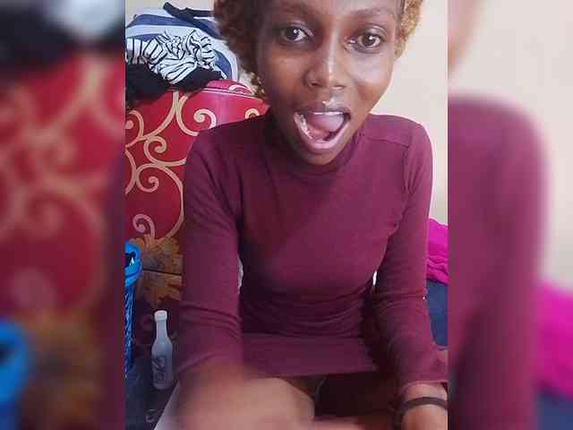 PrettyDoll3 webcam