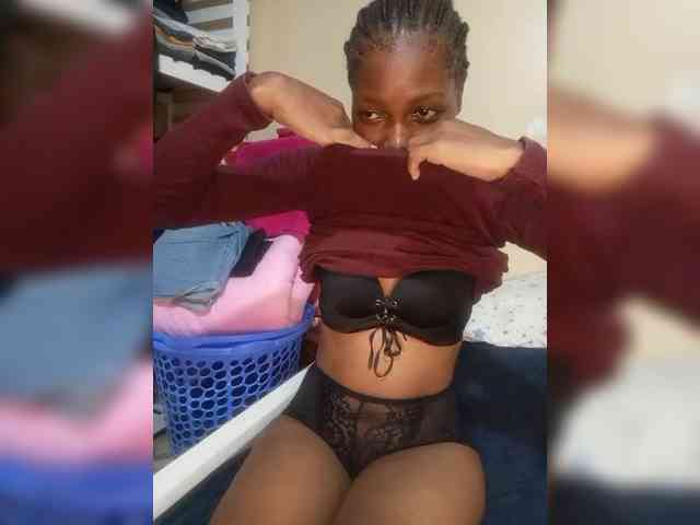 PrettyDoll3 webcam