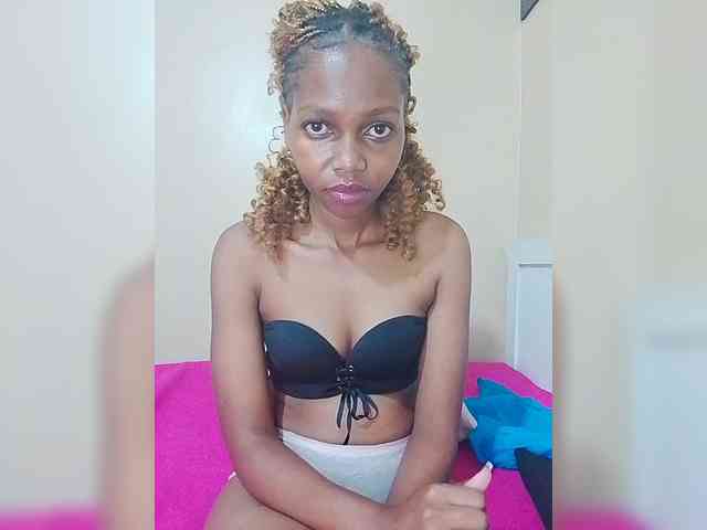 PrettyDoll3 webcam