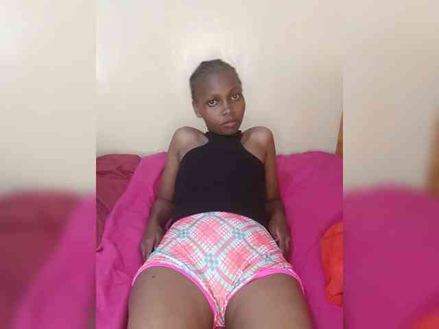 PrettyDoll3 webcam