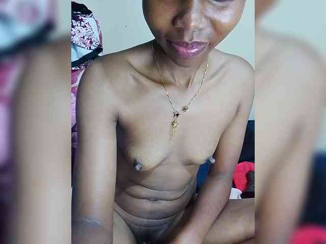 PrettyDoll3 webcam