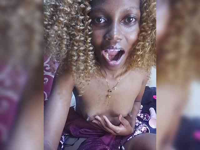 PrettyDoll3 webcam