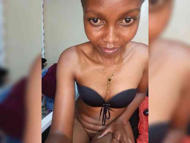 PrettyDoll3 webcam
