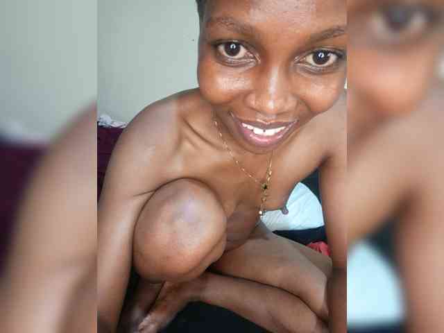PrettyDoll3 webcam