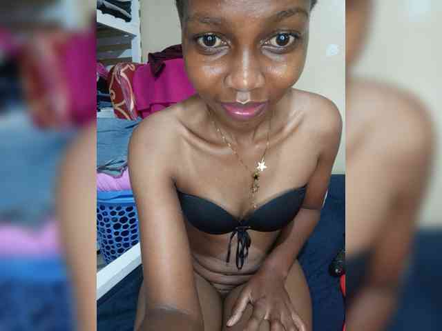 PrettyDoll3 webcam