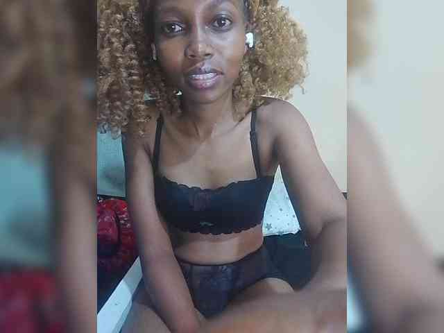 PrettyDoll3 webcam