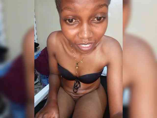 PrettyDoll3 webcam