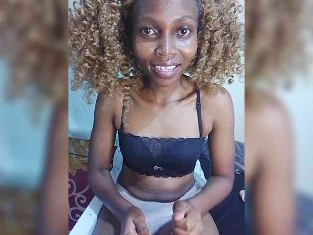 PrettyDoll3 webcam