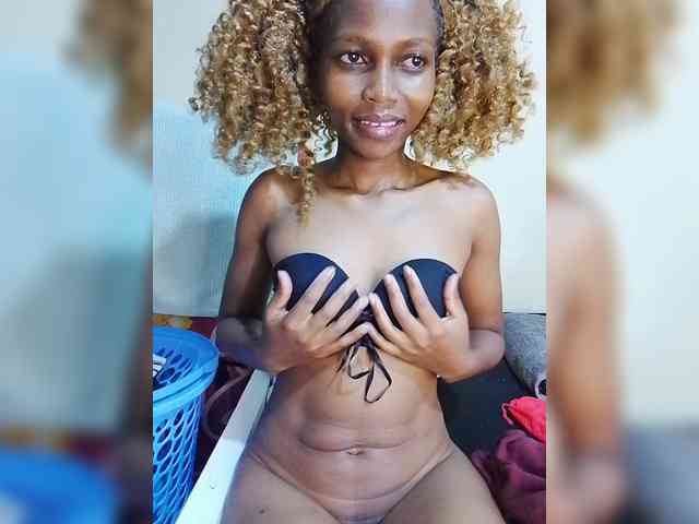 PrettyDoll3 webcam