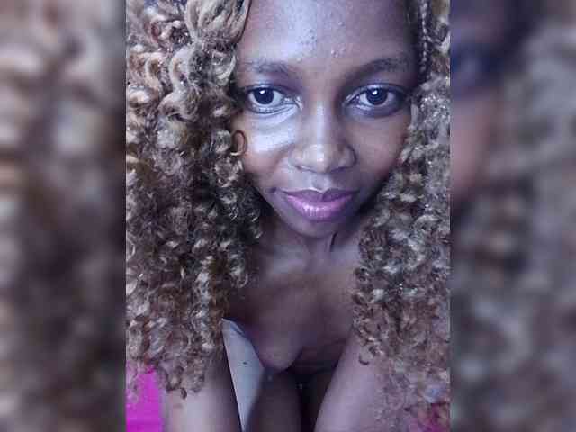 PrettyDoll3 webcam