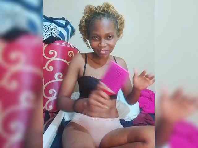 PrettyDoll3 webcam