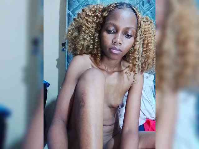 PrettyDoll3 webcam