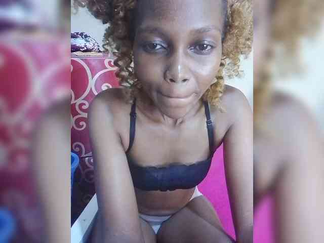 PrettyDoll3 webcam