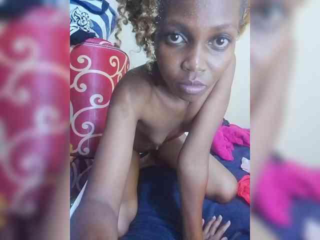 PrettyDoll3 webcam