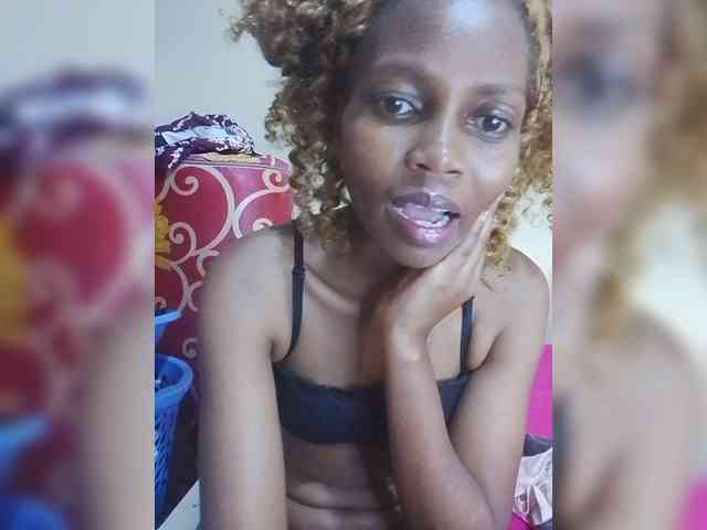 PrettyDoll3 webcam