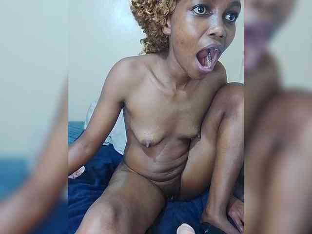 PrettyDoll3 webcam
