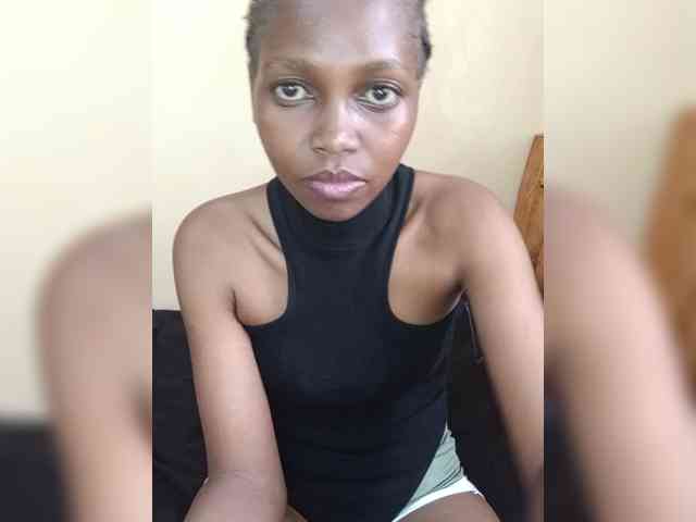 PrettyDoll3 webcam