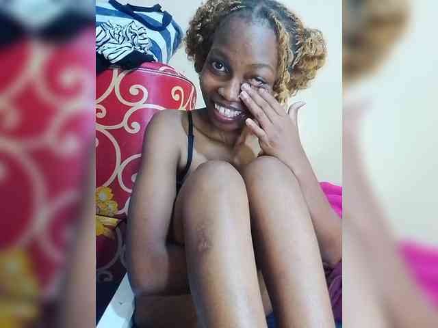 PrettyDoll3 webcam