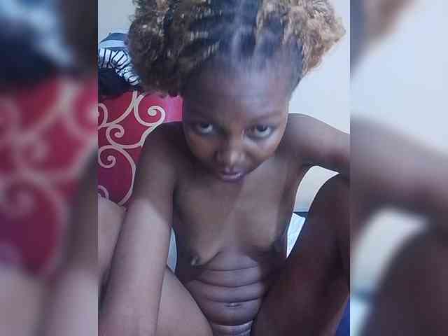 PrettyDoll3 webcam