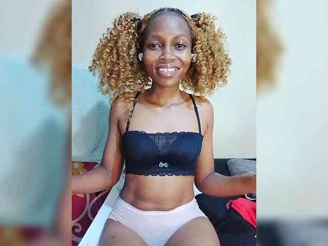 PrettyDoll3 webcam